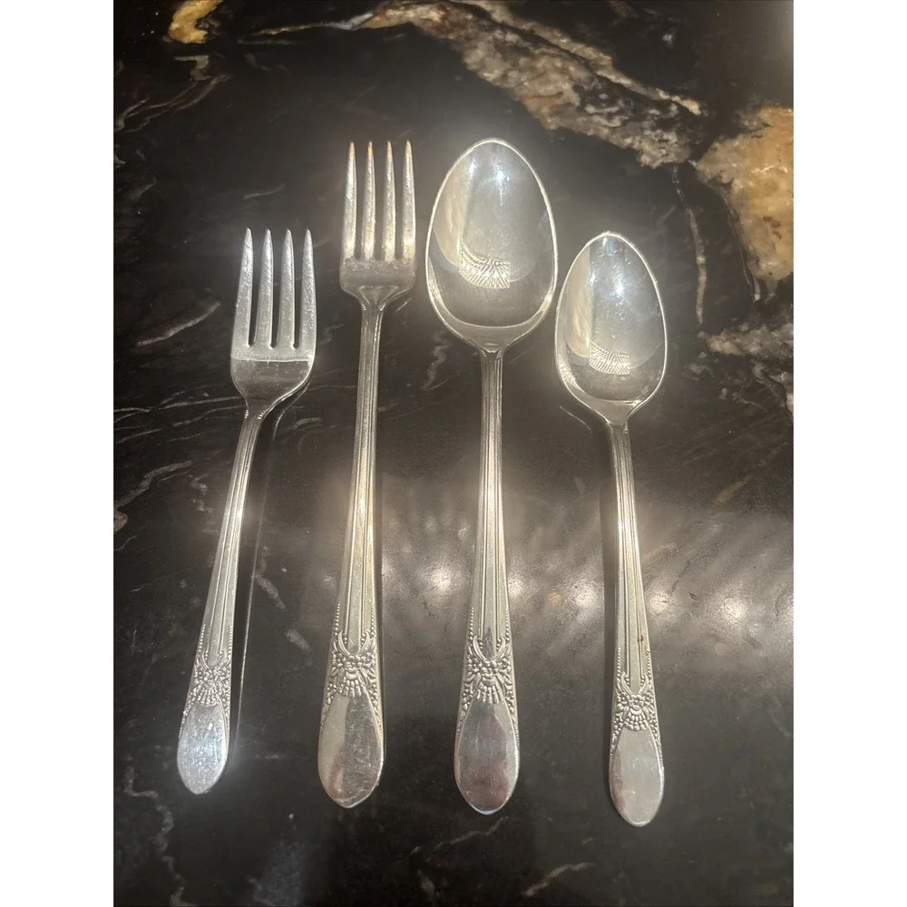 Vintage Wm Rogers IS Silver Plate BELOVED  Flatware Lot
